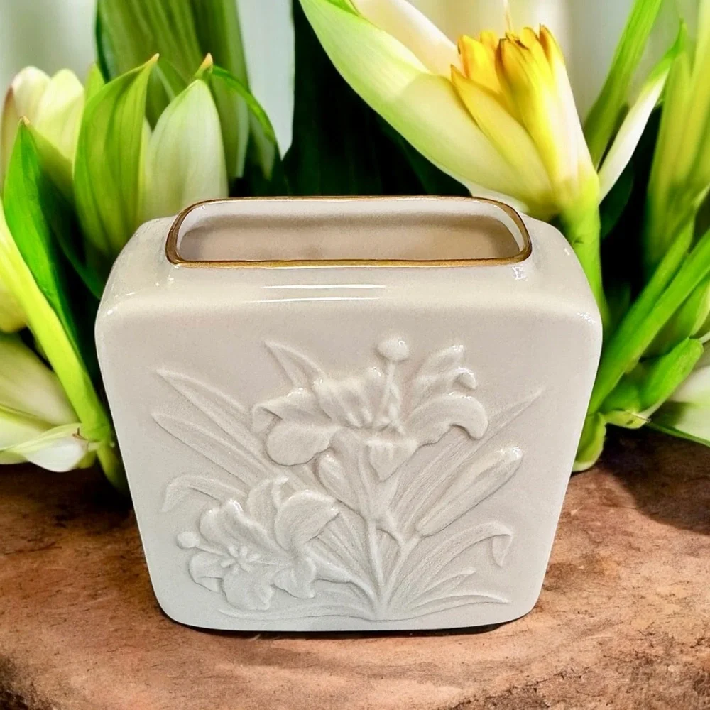 Lenox Vintage China Tiger Lily Square Vase With 24k Gold Trim